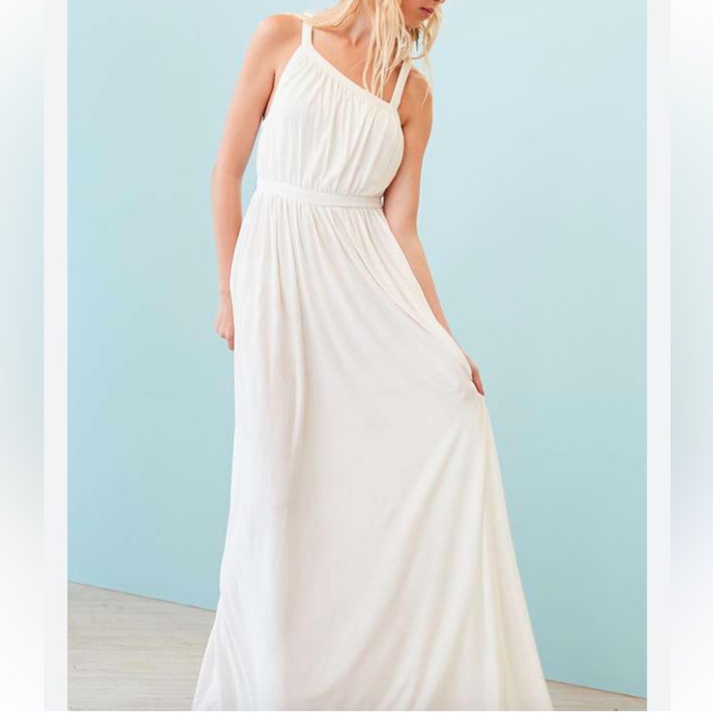 Kimchi Blue White Maxi Dress Size Medium Racerback Bridal